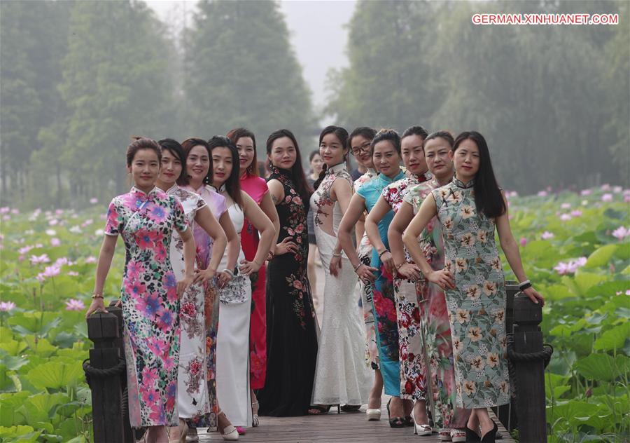 #CHINA-JIANGSU-QIPAO DRESSES (CN)
