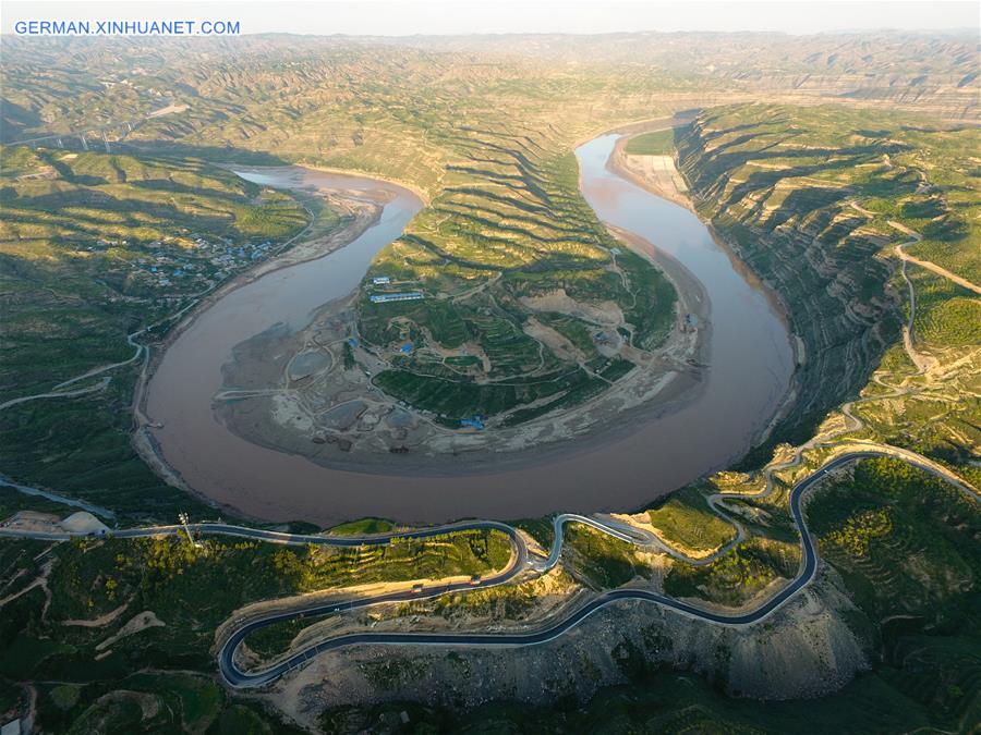 CHINA-SHAANXI-ROAD-SCENERY (CN)