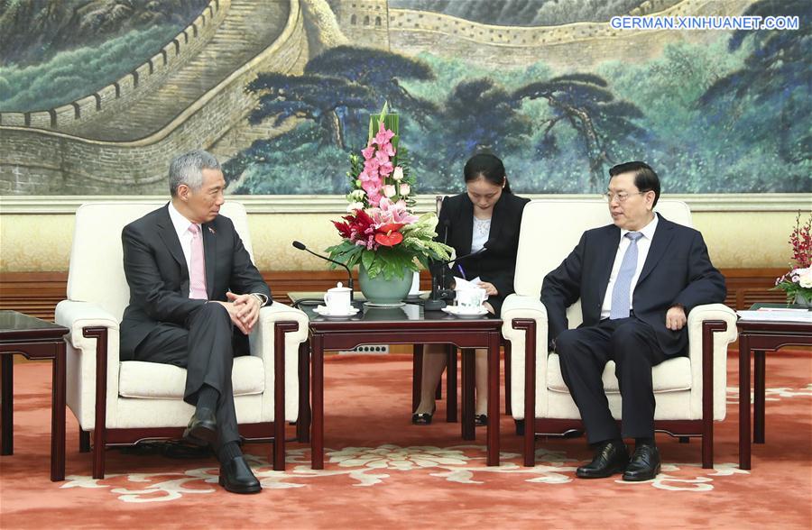 CHINA-BEIJING-ZHANG DEJIANG-LEE HSIEN LOONG-MEETING (CN)