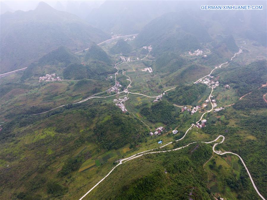 CHINA-GUANGXI-ROAD-POVERTY ALLEVIATION(CN)