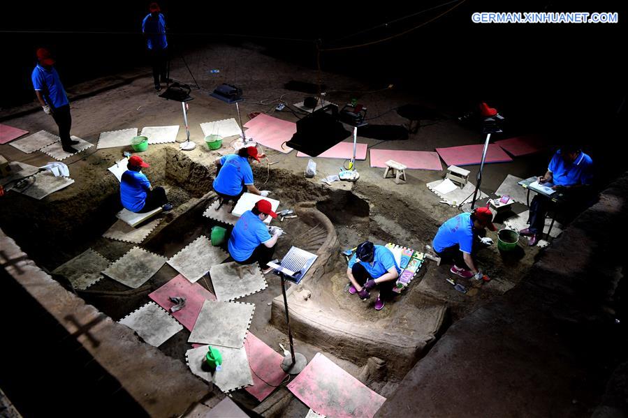 CHINA-HENAN-XINZHENG-ARCHAEOLOGY-HORSE AND CHARIOT PIT (CN)