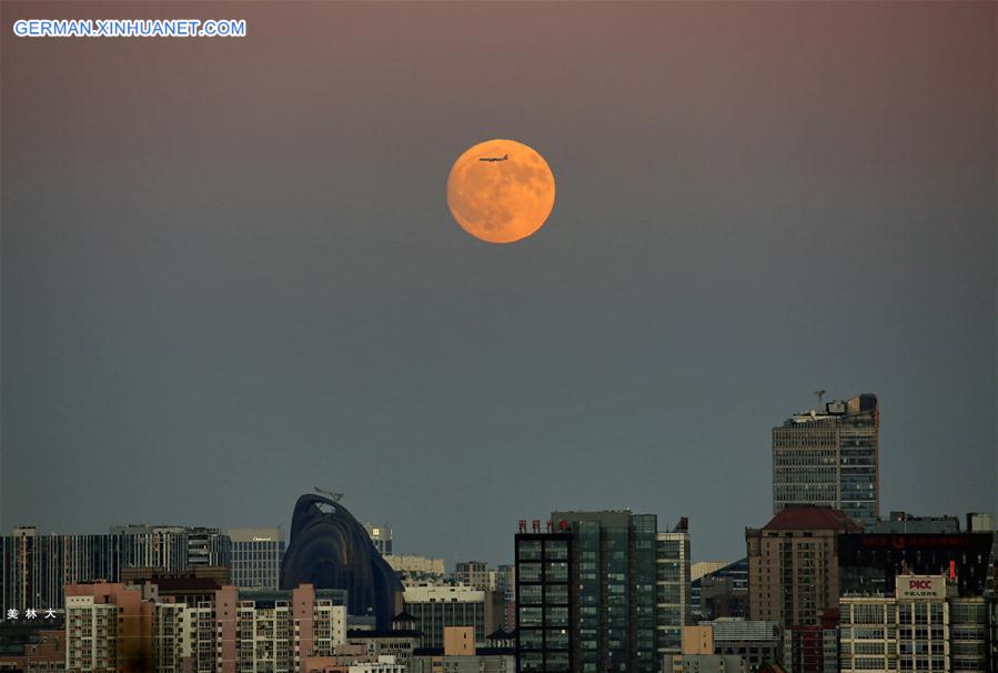 #CHINA-BEIJING-MOON (CN)