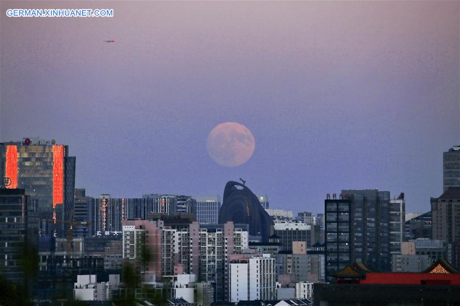 #CHINA-BEIJING-MOON (CN)