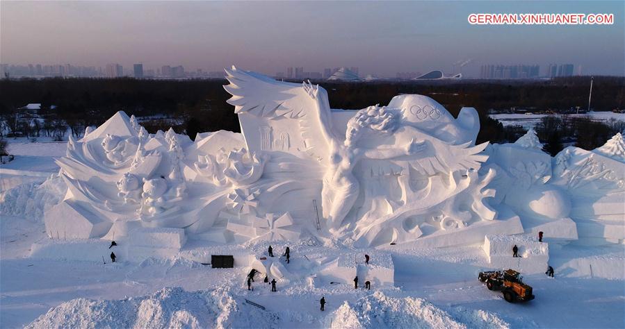 CHINA-HARBIN-ICE AND SNOW-SCULPTURE (CN)