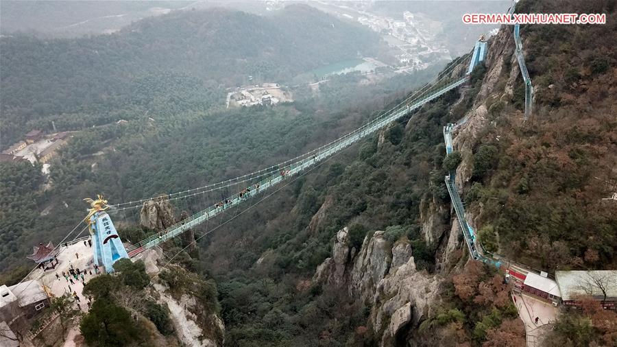 CHINA-ANHUI-GLASS BRIDGE (CN)