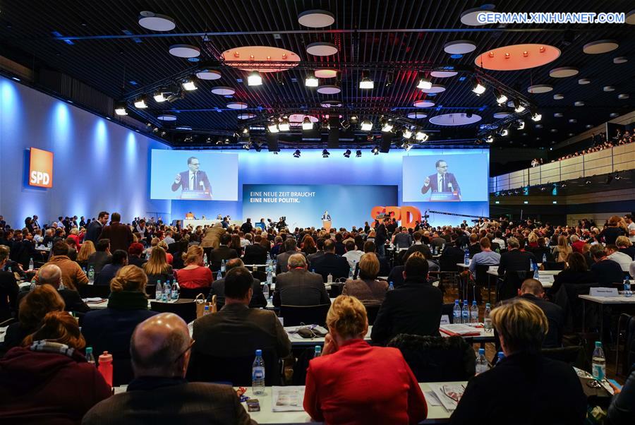 GERMANY-BONN-SPD-COALITION TALKS-SPECIAL CONGRESS