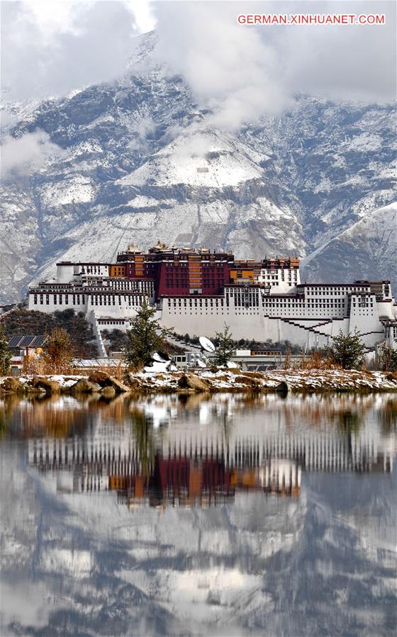 CHINA-TIBET-LHASA-SNOW (CN)