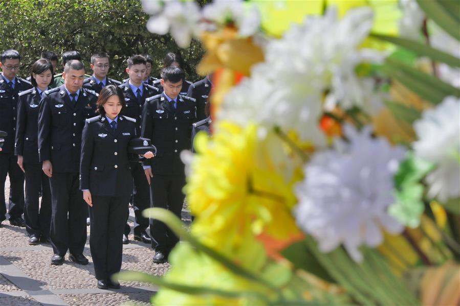 #CHINA-SHANDONG-QINGMING FESTIVAL-MOURNING (CN)