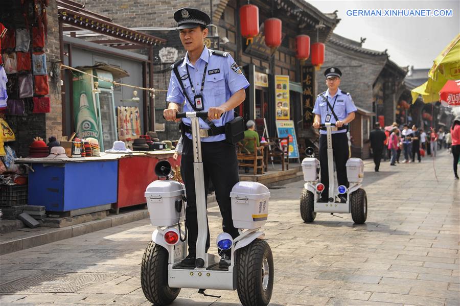 #CHINA-SHANXI-PINGYAO-POLICE-PATROL-TOURISM (CN)