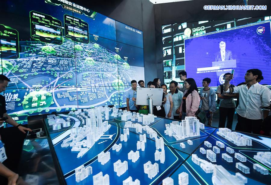 CHINA-GUIYANG-BIG DATA INDUSTRY EXPO (CN)