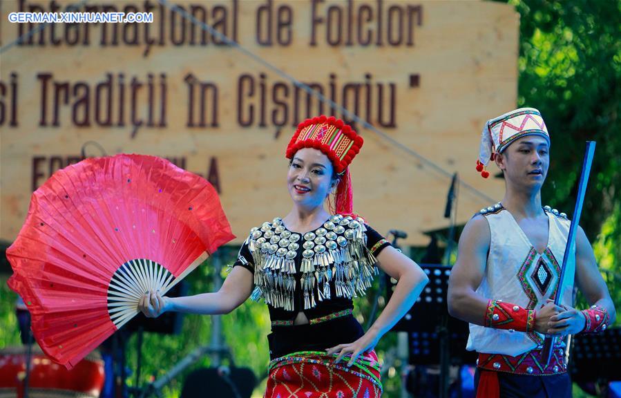 ROMANIA-BUCHAREST-FOLKLORE FESTIVAL-CHINA-YUNNAN-PERFORMANCE