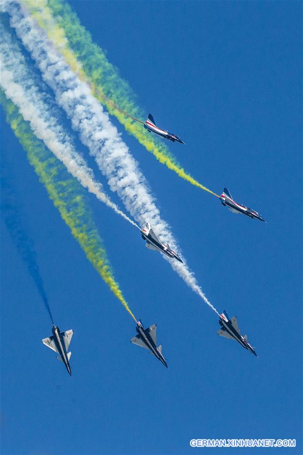 RUSSIA-KUBINKA AIRPORT-CHINA-AIR FORCE AEROBATICS TEAM-PERFORMANCE