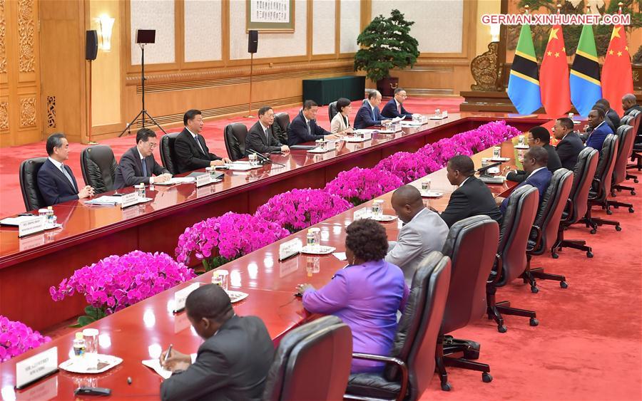 CHINA-BEIJING-XI JINPING-TANZANIAN PM-MEETING (CN)