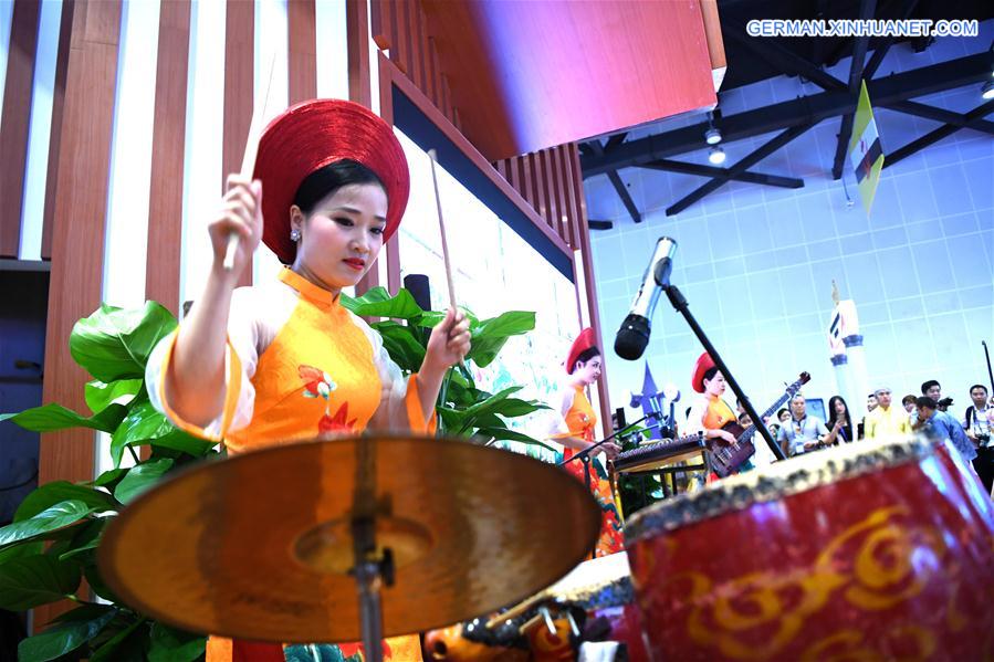 CHINA-NANNING-CHINA-ASEAN EXPO-OPEN DAY-PERFORMANCE (CN)