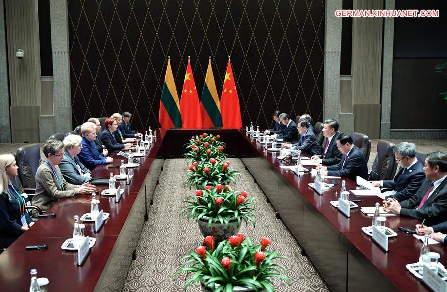 (IMPORT EXPO) CHINA-SHANGHAI-XI JINPING-LITHUANIA-PRESIDENT-MEETING (CN) 