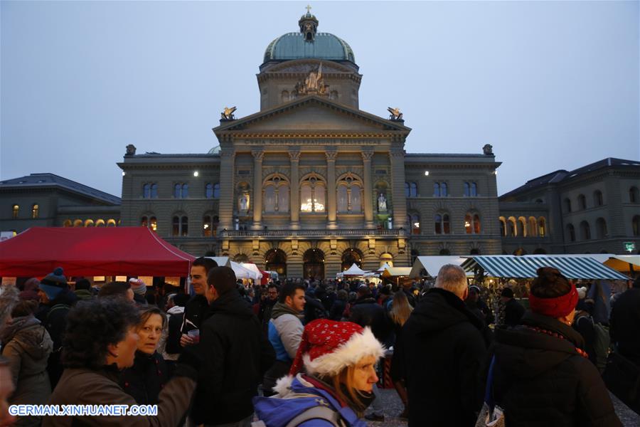 SWITZERLAND-BERN-ONION MARKET-FESTIVAL