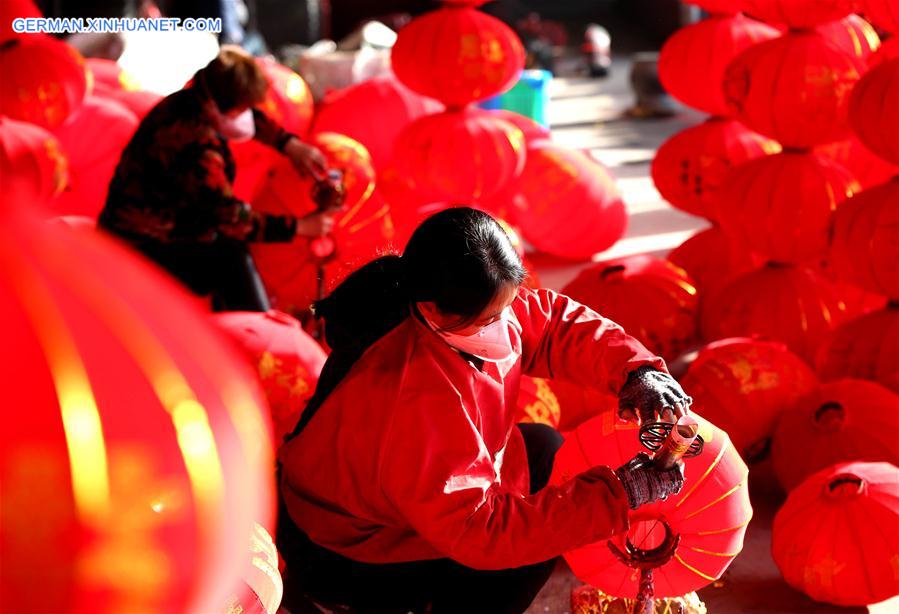 #CHINA-HEBEI-SHIJIAZHUANG-RED LANTERN-PRODUCTION (CN)