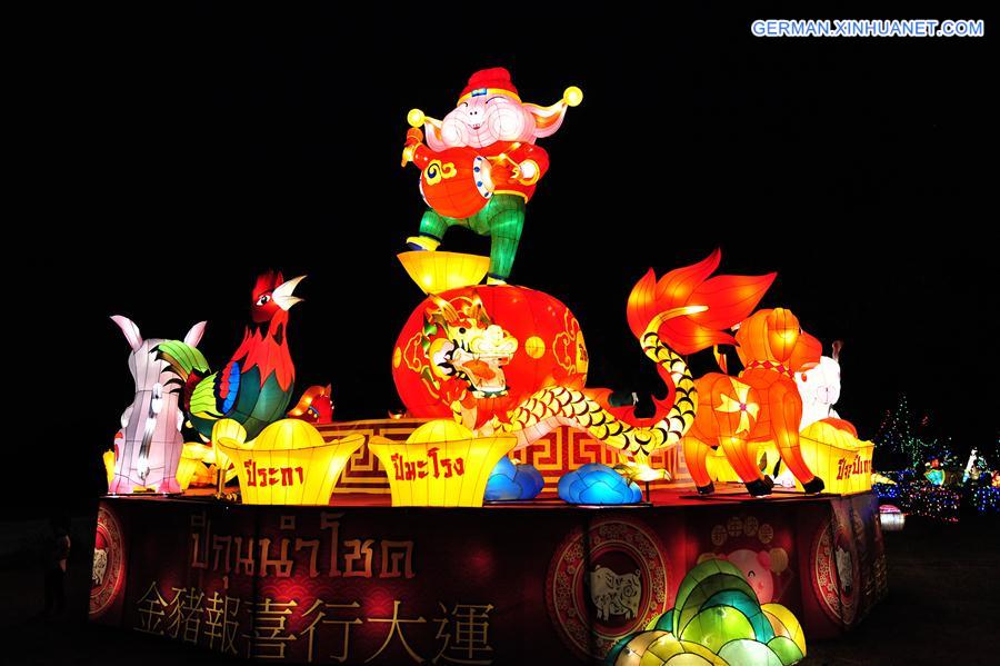 THAILAND-BANGKOK-LANTERN SHOW-SPRING FESTIVAL