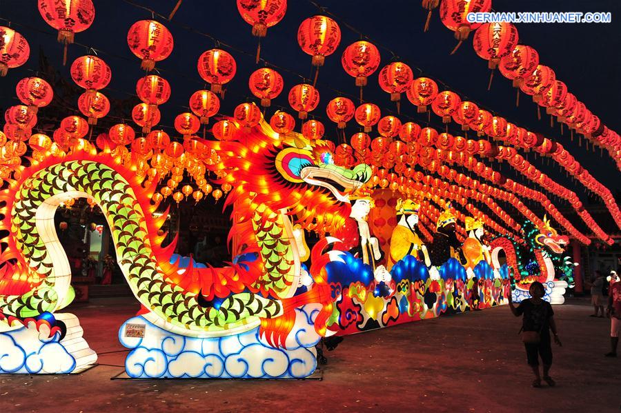 THAILAND-BANGKOK-LANTERN SHOW-SPRING FESTIVAL