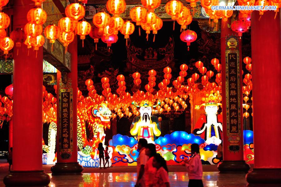 THAILAND-BANGKOK-LANTERN SHOW-SPRING FESTIVAL