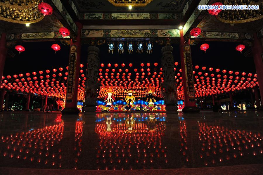 THAILAND-BANGKOK-LANTERN SHOW-SPRING FESTIVAL