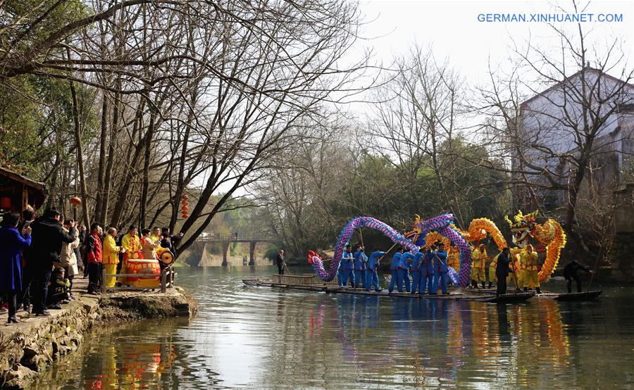 CHINA-ZHEJIANG-CHANGXING-DRAGON DANCE