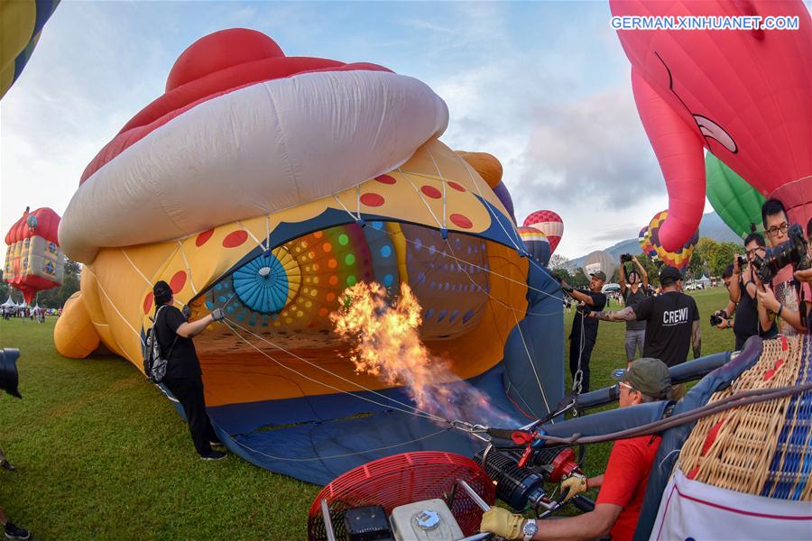 MALAYSIA-PENANG-HOT AIR BALLOON FESTIVAL 