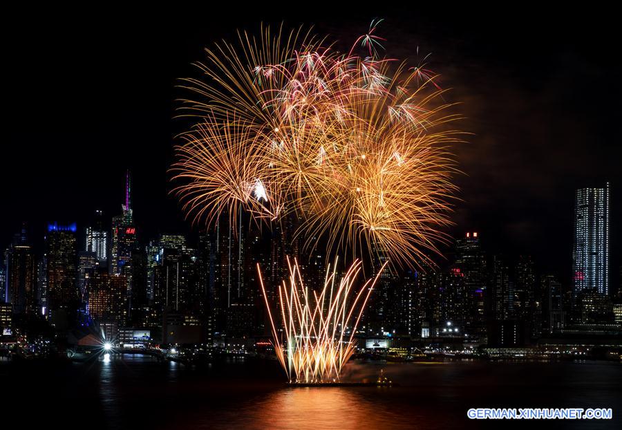 U.S-NEW YORK-FIREWORKS-CHINESE NEW YEAR