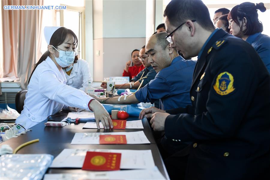 CHINA-INNER MONGOLIA-XILINGOL-MINE ACCIDENT-BLOOD DONATION (CN)