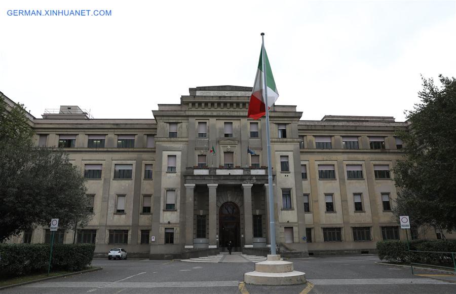 ITALY-ROME-STUDENTS-PRESIDENT XI-LETTER