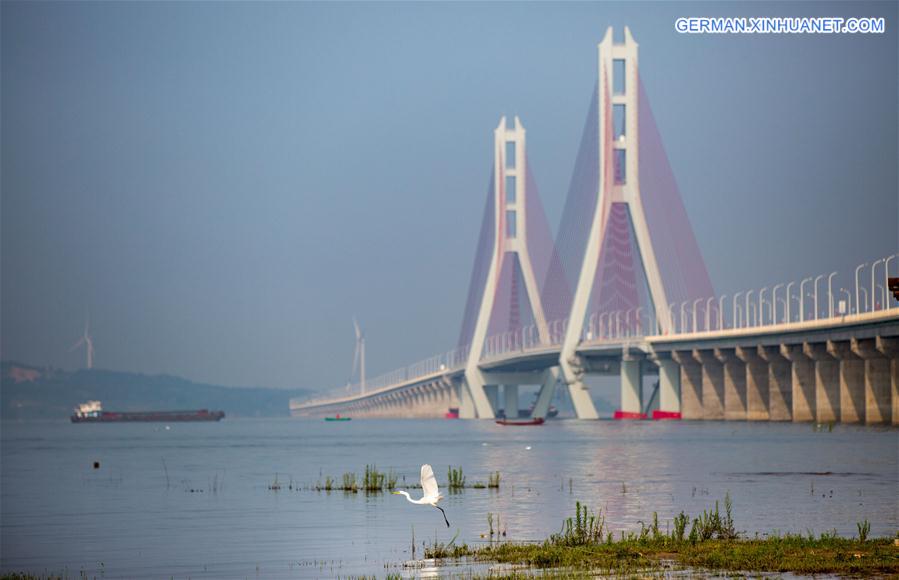 #CHINA-JIANGXI-POYANG LAKE-BRIDGE-OPENING (CN)