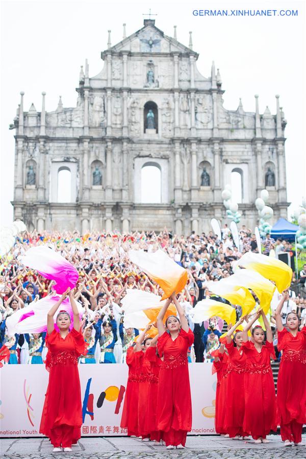 CHINA-MACAO-INT'L YOUTH DANCE FESTIVAL-PARADE (CN)