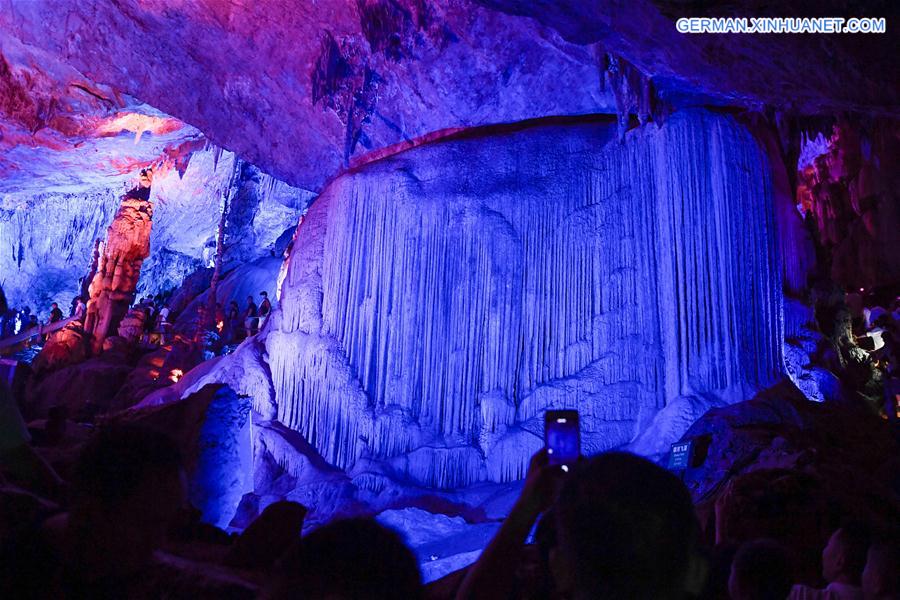 CHINA-ZHEJIANG-TONGLU-KARST CAVE-SCENERY (CN)