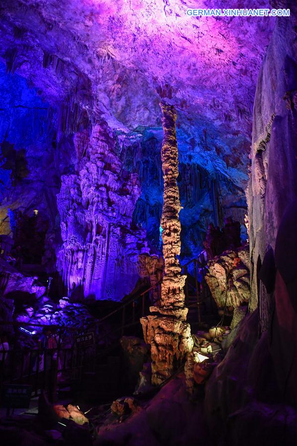 CHINA-ZHEJIANG-TONGLU-KARST CAVE-SCENERY (CN)