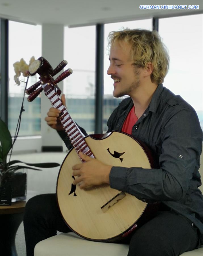 U.S.-NEW YORK-AMERICAN MUSICIAN-CHINESE CLASSIC INSTRUMENTS