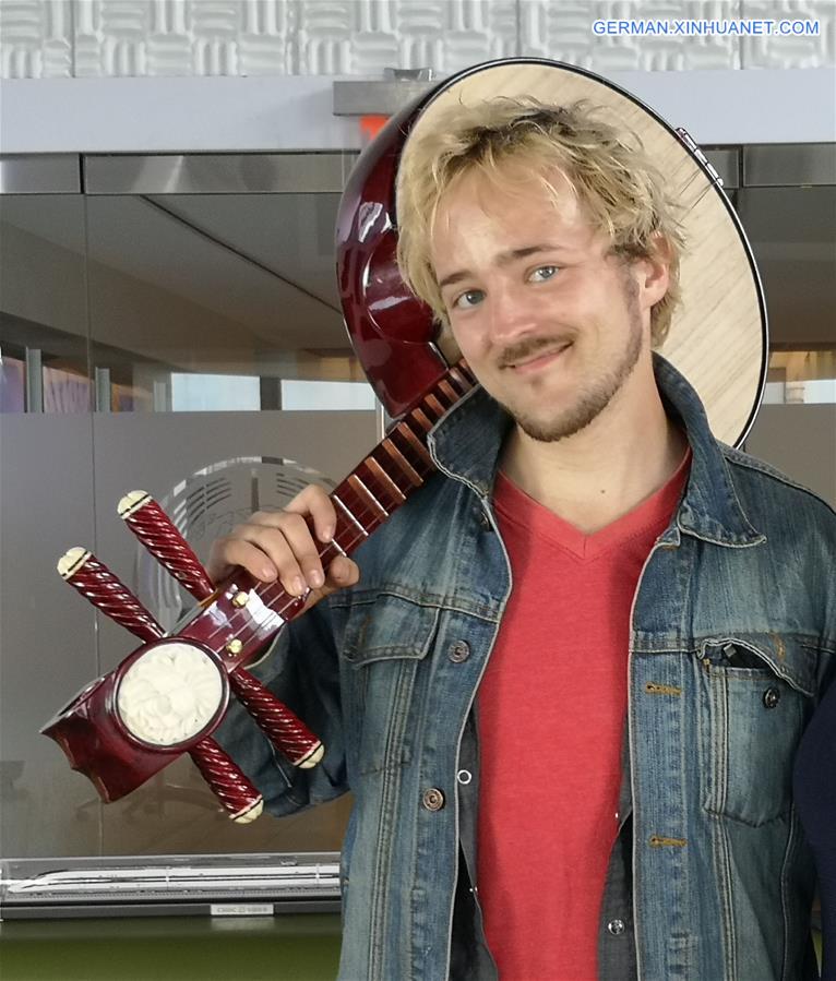 U.S.-NEW YORK-AMERICAN MUSICIAN-CHINESE CLASSIC INSTRUMENTS