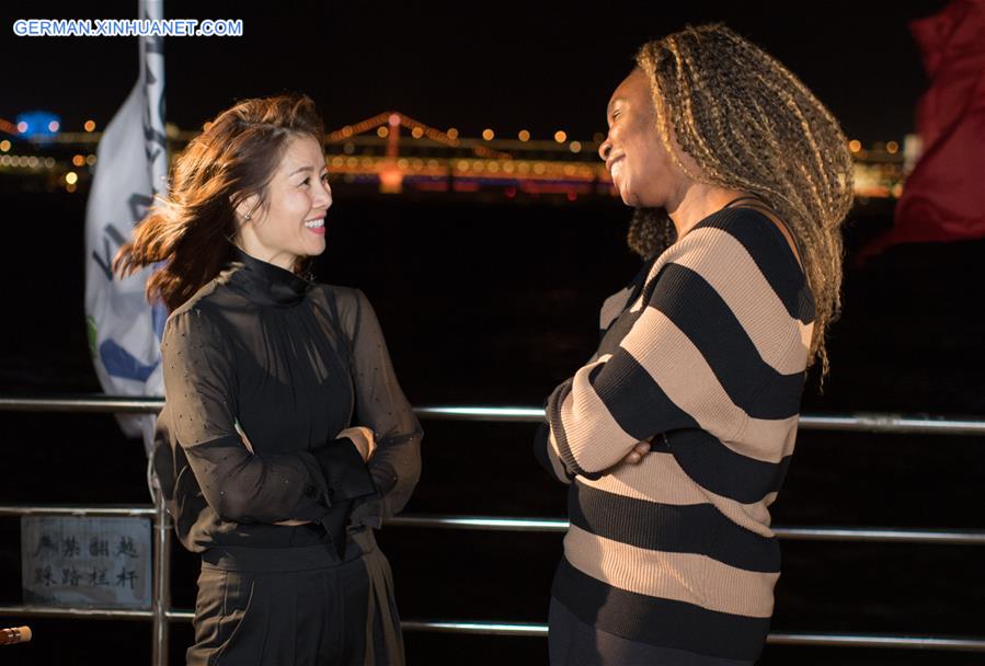(SP)CHINA-WUHAN-TENNIS-LI NA-VENUS WILLIAMS(CN)