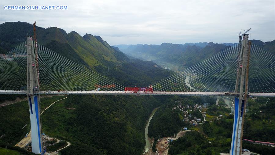 CHINA-GUIZHOU-PINGTANG BRIDGE-CONSTRUCTION-CLOSURE (CN)