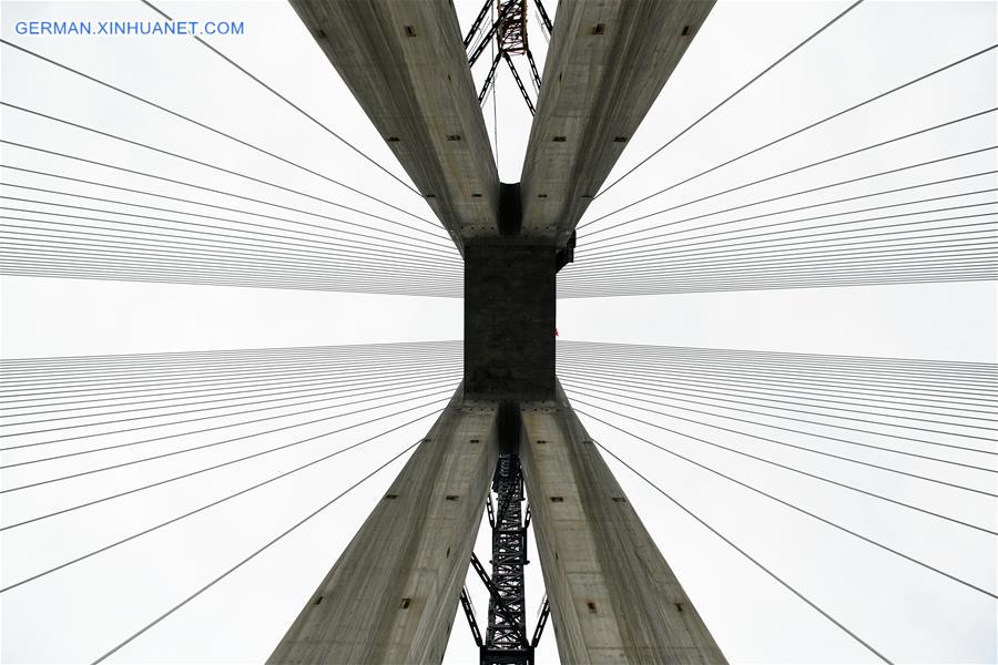 CHINA-GUIZHOU-PINGTANG BRIDGE-CONSTRUCTION-CLOSURE (CN)