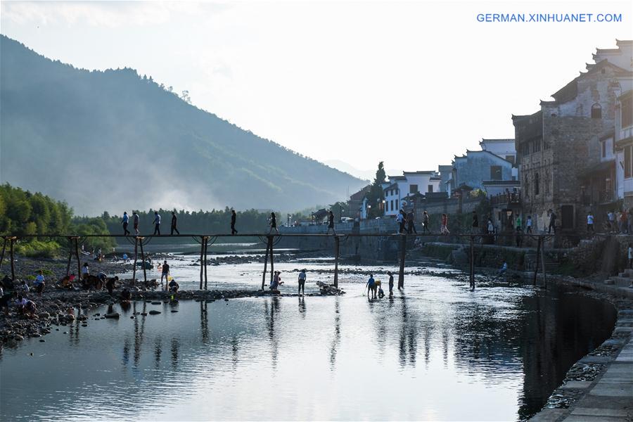 CHINA-NATIONAL DAY-HOLIDAY (CN)