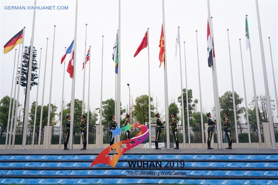 (SP)CHINA-WUHAN-7TH MILITARY WORLD GAMES-FLAG-RAISING CEREMONY