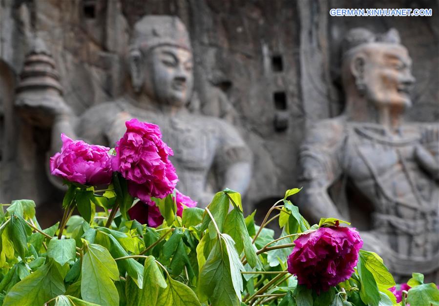 CHINA-HENAN-LONGMEN GROTTOES (CN)