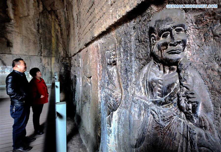 CHINA-HENAN-LONGMEN GROTTOES (CN)