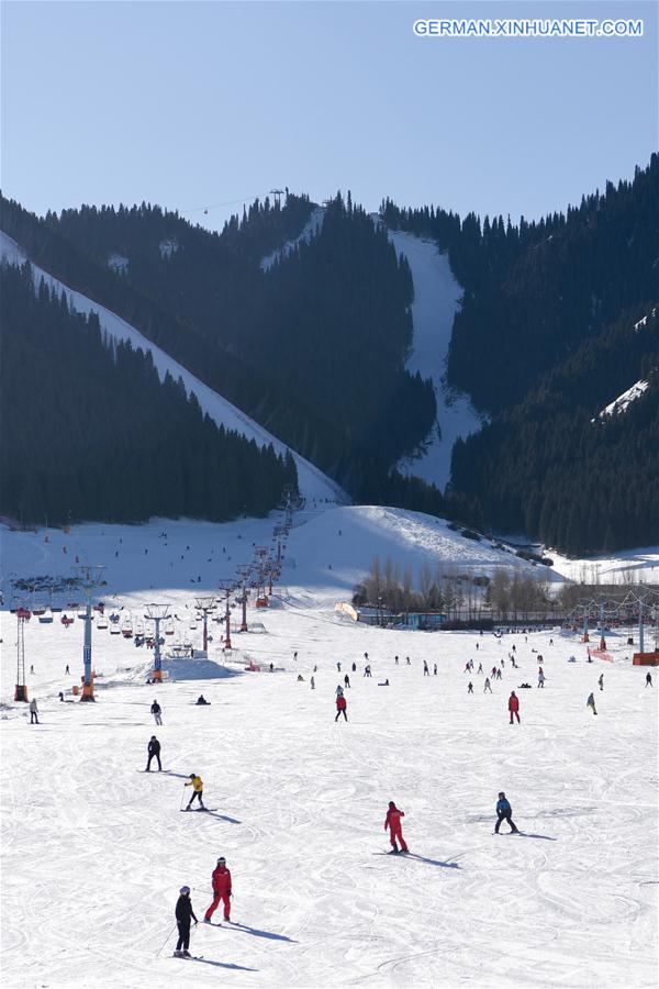 CHINA-XINJIANG-SKI RESORT (CN)