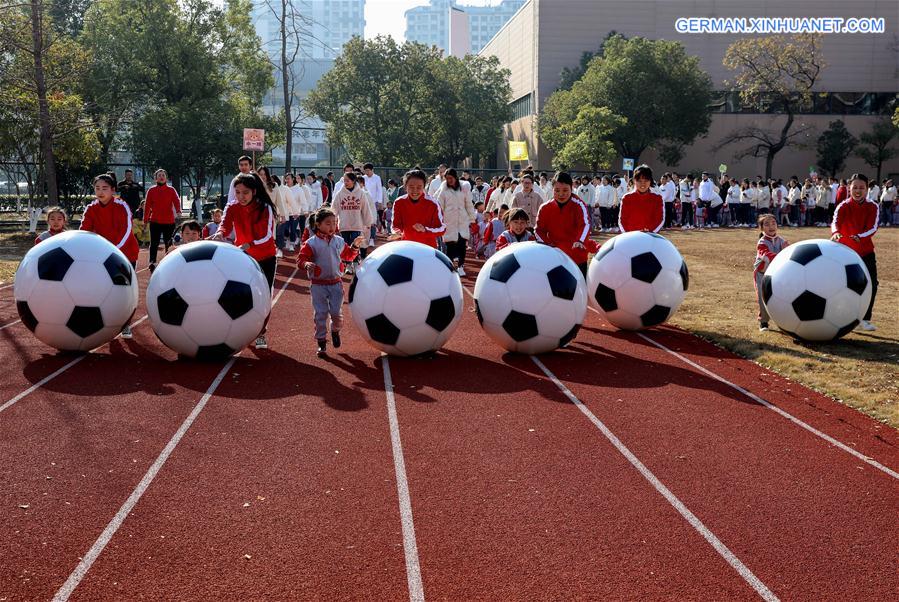 CHINA-ZHEJIANG-CHANGXING-FUN GAMES-FOOTBALL (CN)