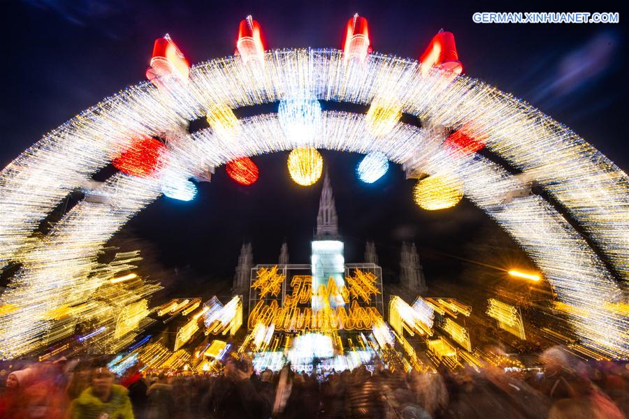 AUSTRIA-VIENNA-CHRISTMAS MARKET