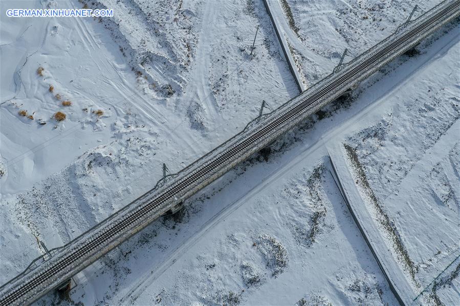 CHINA-QINGHAI-GOLMUD-DUNHUANG-GOLMUD RAILWAY-OPERATION (CN)