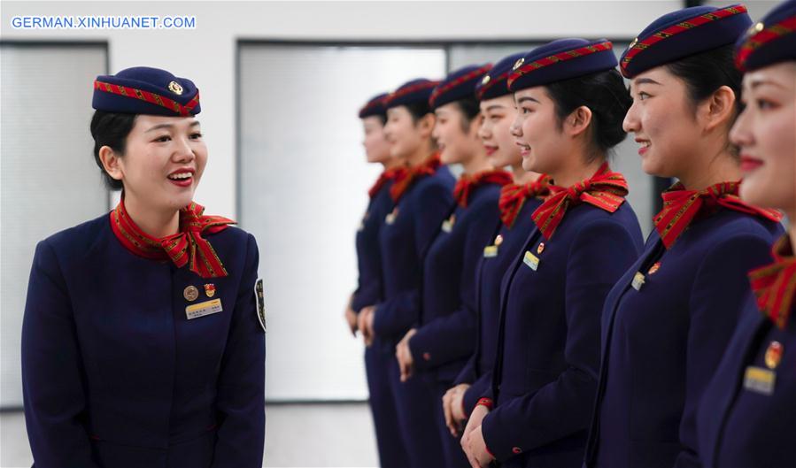 CHINA-HUBEI-BULLET TRAIN STEWARDS-ETIQUETTE TRAINING (CN)