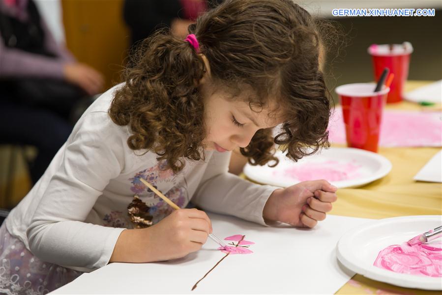 U.S.-TEXAS-DALLAS-CHINESE NEW YEAR-KIDS-PAINTING