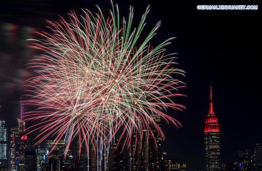 U.S.-NEW YORK-CHINA-LUNAR NEW YEAR-FIREWORKS